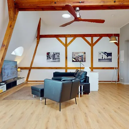 - 1907 Apartmán